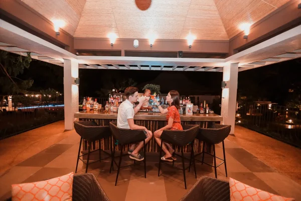 restaurant-isla-pool-bar